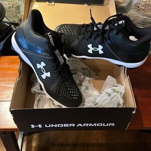 Under Armour Men's Black Baseball Cleats